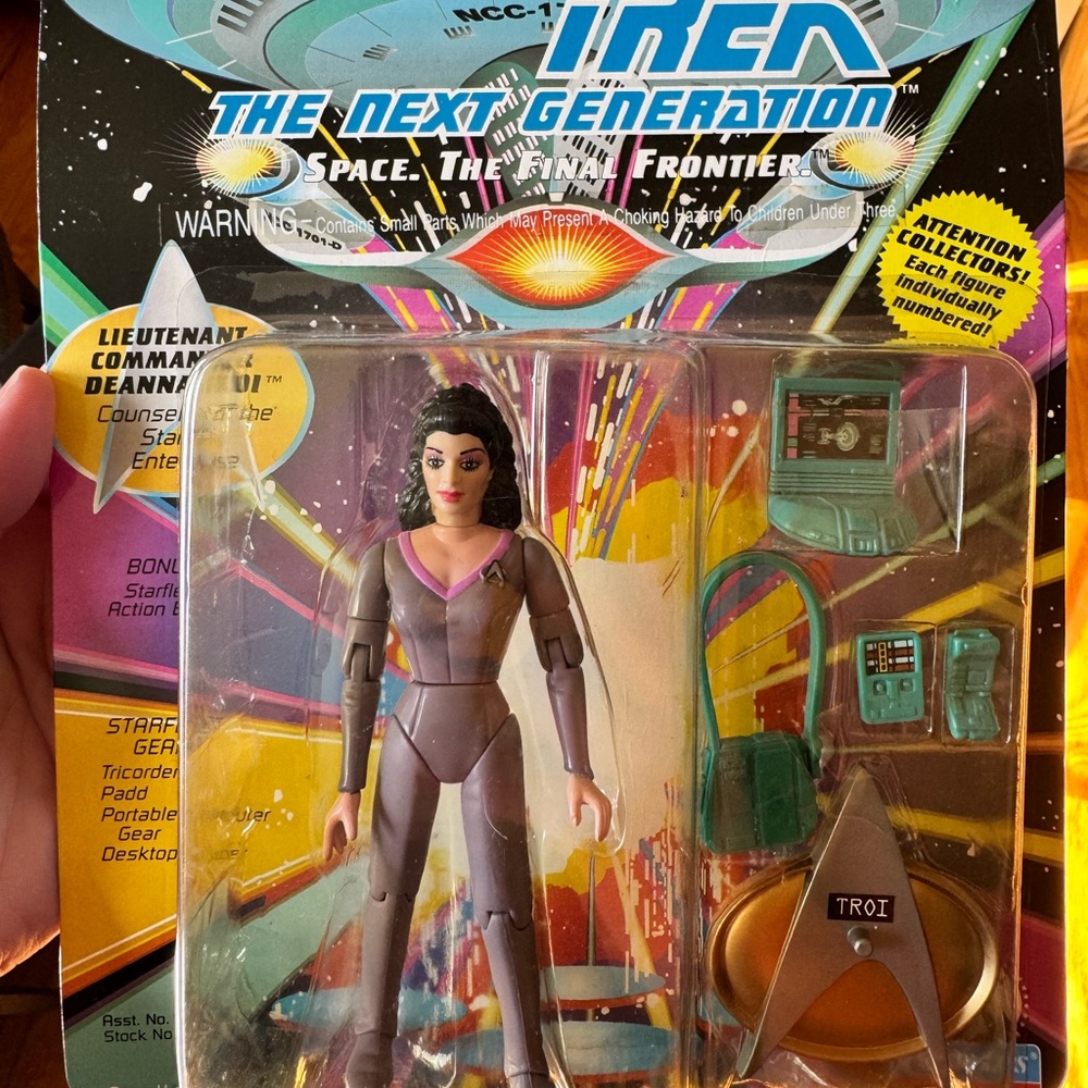 New Star Trek The Next Generation Lt. Commander Deanna Troi Action Figure